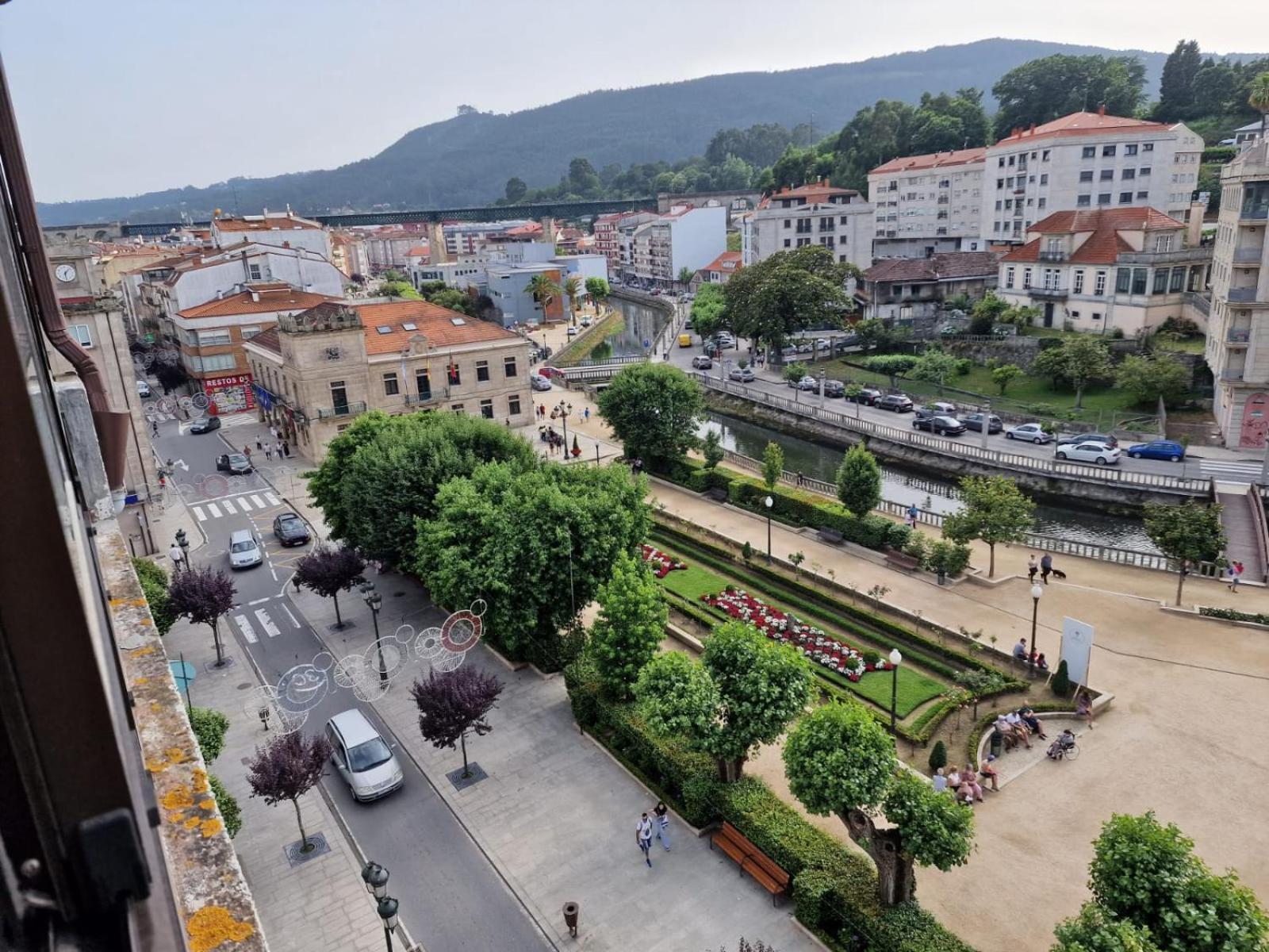 Alojamiento Alameda Redondela Bagian luar foto